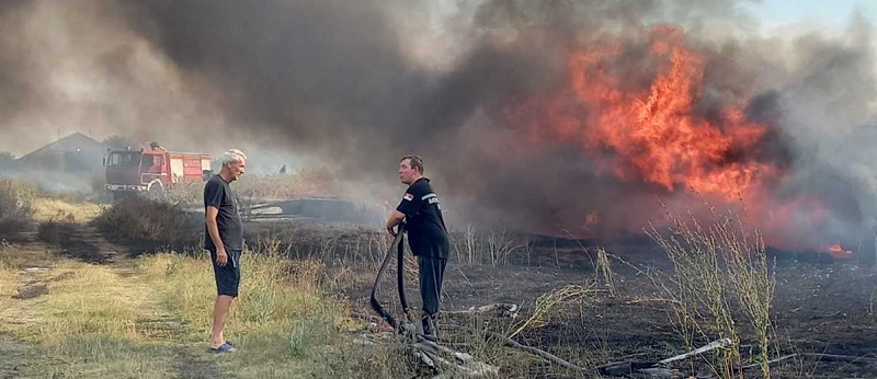 U toku gašenje požara u Crepaji, gori železnička stanica